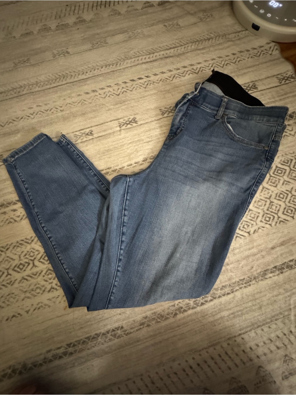 Torrid 20R bombshell skinny jeans